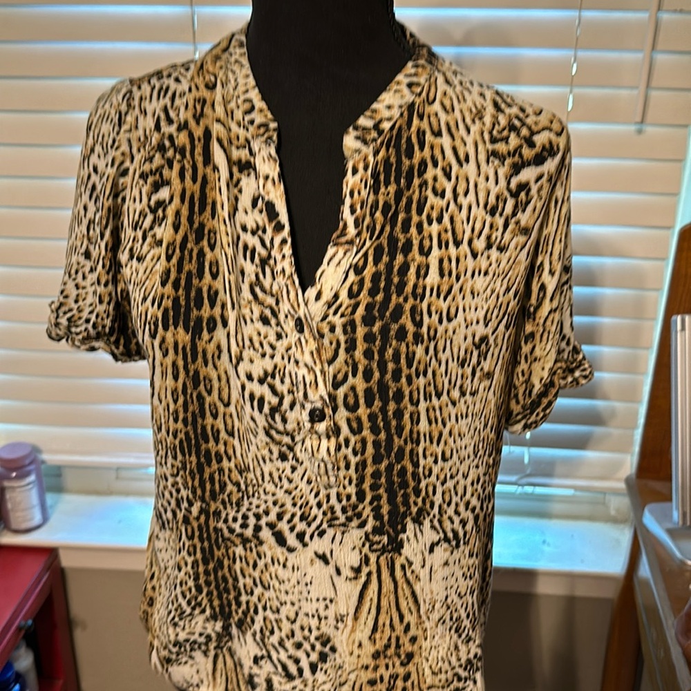Leopard print blouse medium